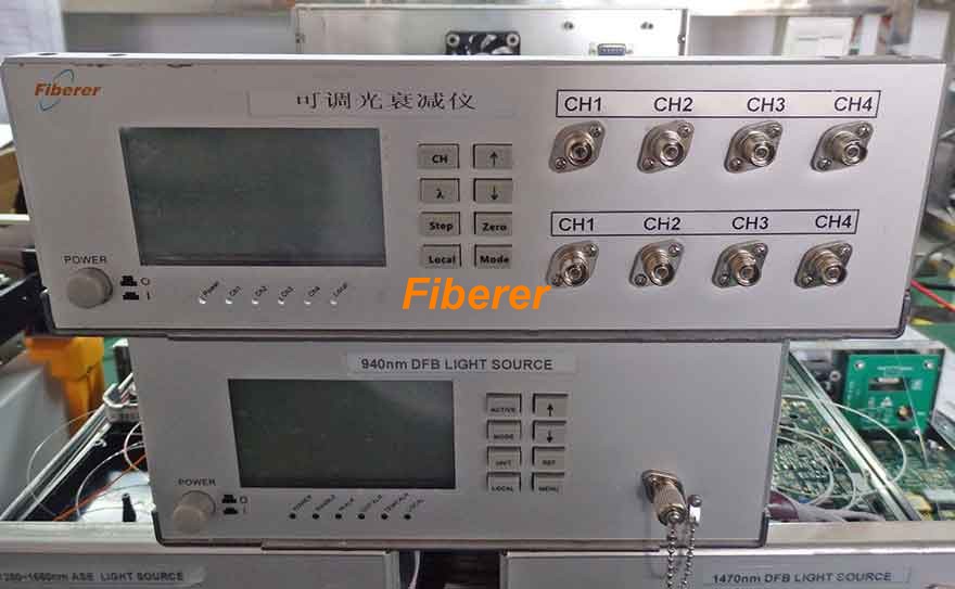 4 Channels Desk-top VOA and 940nm DFB Light Source 
